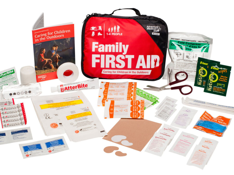 Adventure Medical Kits 01200230 Adventure Family Kit First Aid Black/Red