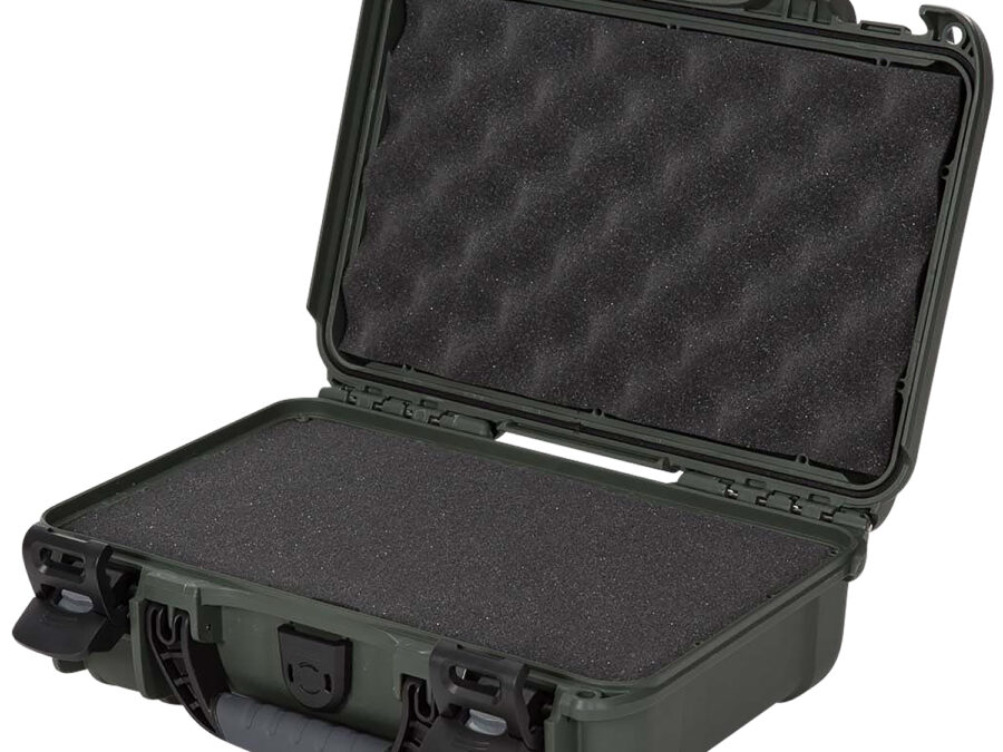Nanuk 9091006 909  Waterproof & Airline Approved Olive Resin w/ Cubed Foam 11.44" L x 7" W x 3.68" H Interior Dimensions