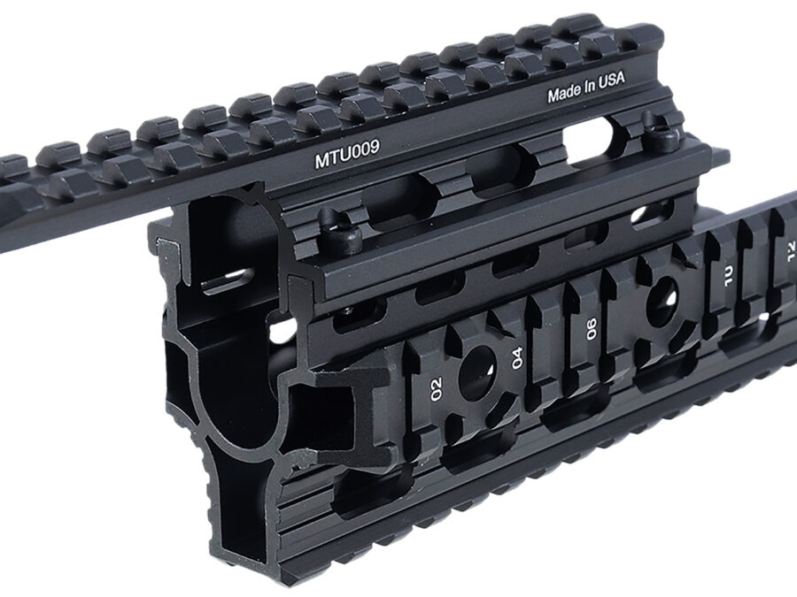 UTG MTU009         UNIVERSAL AK QUAD RAIL HANDGRD