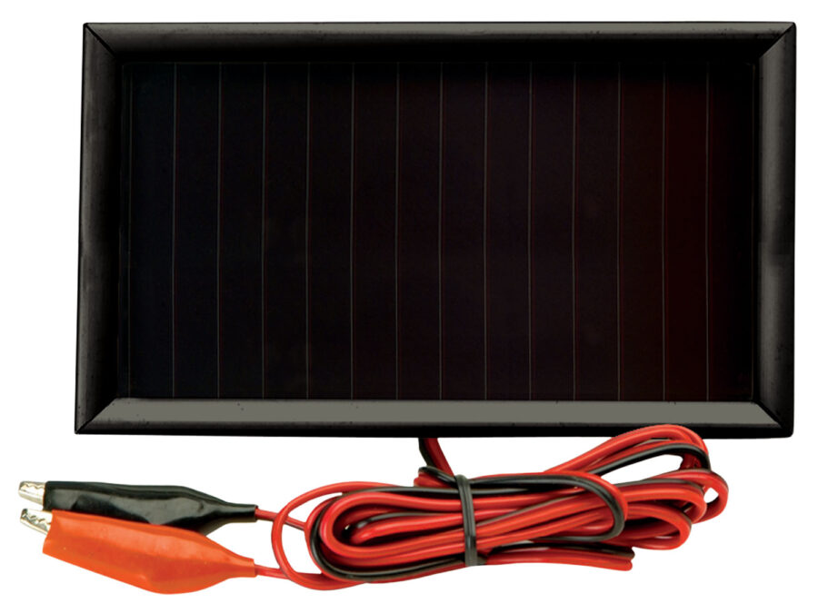 American Hunter BLEC12 Economy Solar Charger 12V Features Trickle Charge