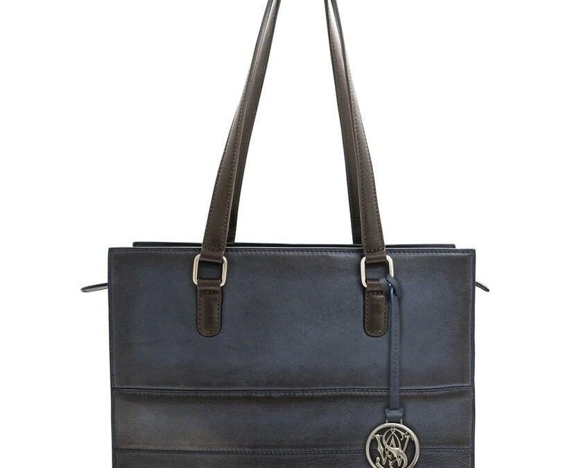 Rugged Rare Smith & Wesson Structured Concealed Carry Handbag Blue