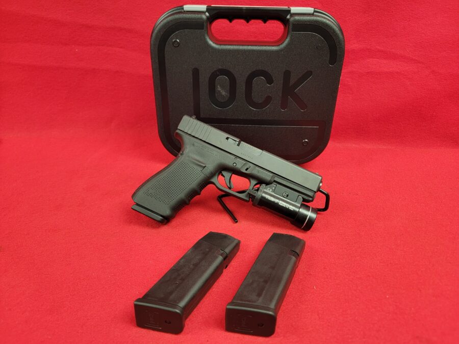 Glock 21 Gen 4 45acp w/ streamlight TLR-1 pre-owned
